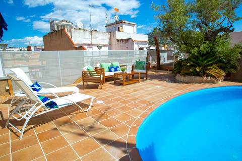 AL32 - Penthouse with private pool 400m from beach